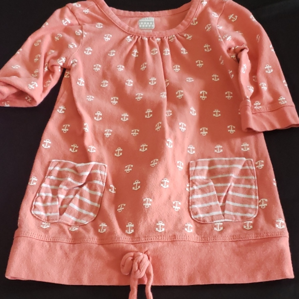 Quarter sleeve anchor shirt